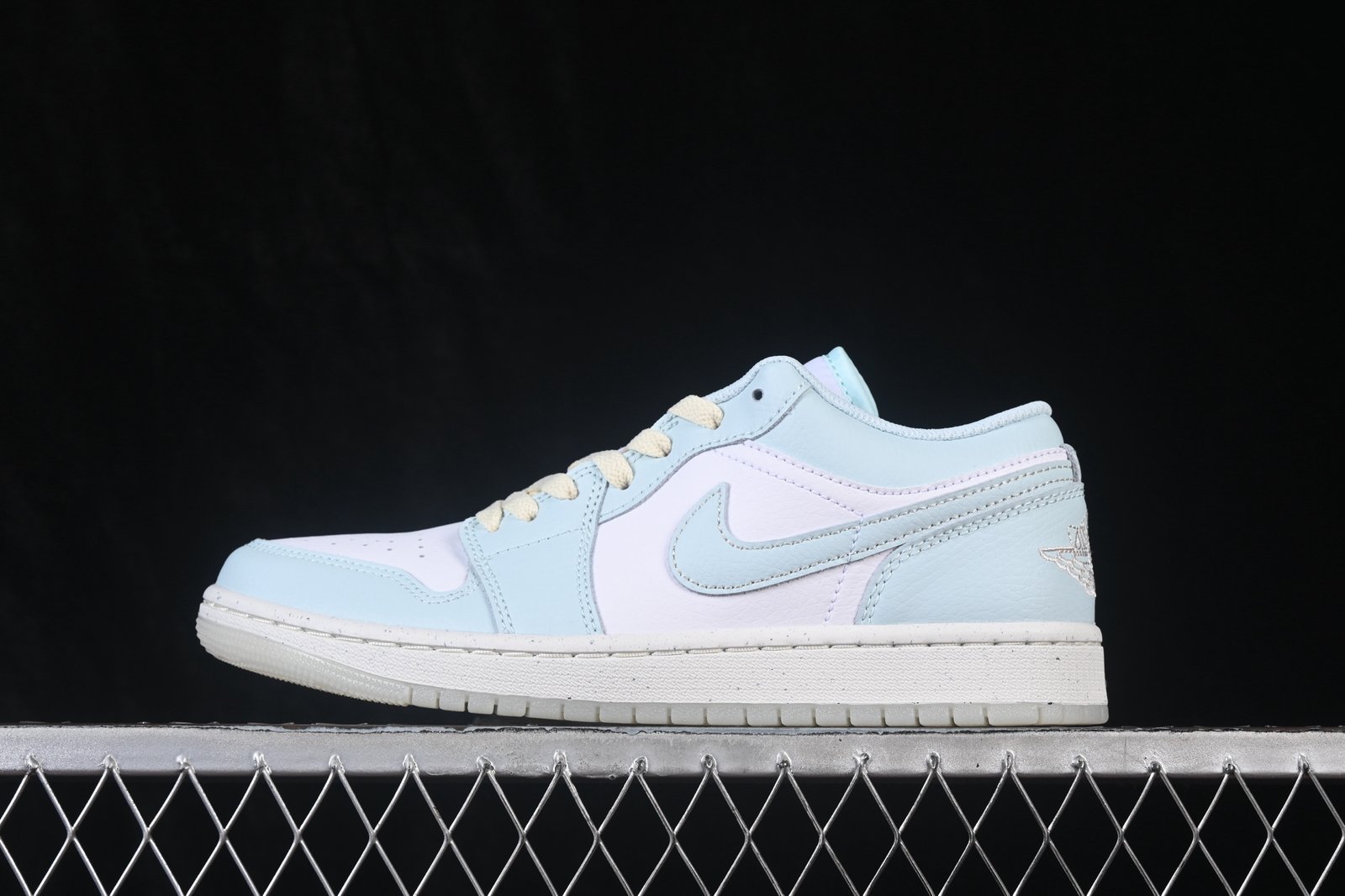 Air Jordan 1 Low 'Blue White' Retro Basketball Shoes HJ5999-400