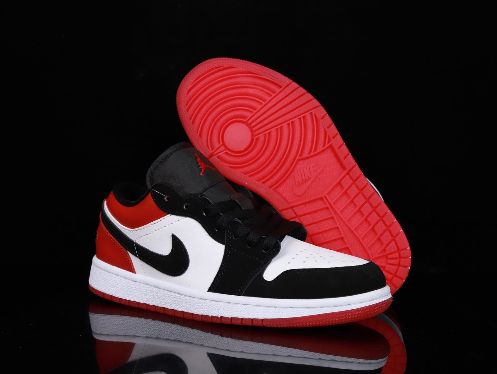 Air Jordan 1 Series Premium Leather High-Fidelity Sneakers - IB8971-106