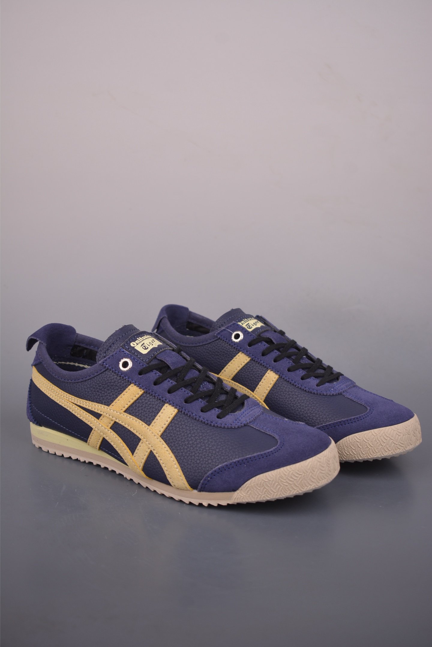 Asics Onitsuka Tiger MEXICO 66 NM Nippon Made Premium Leather Sneakers - 1183C0152332