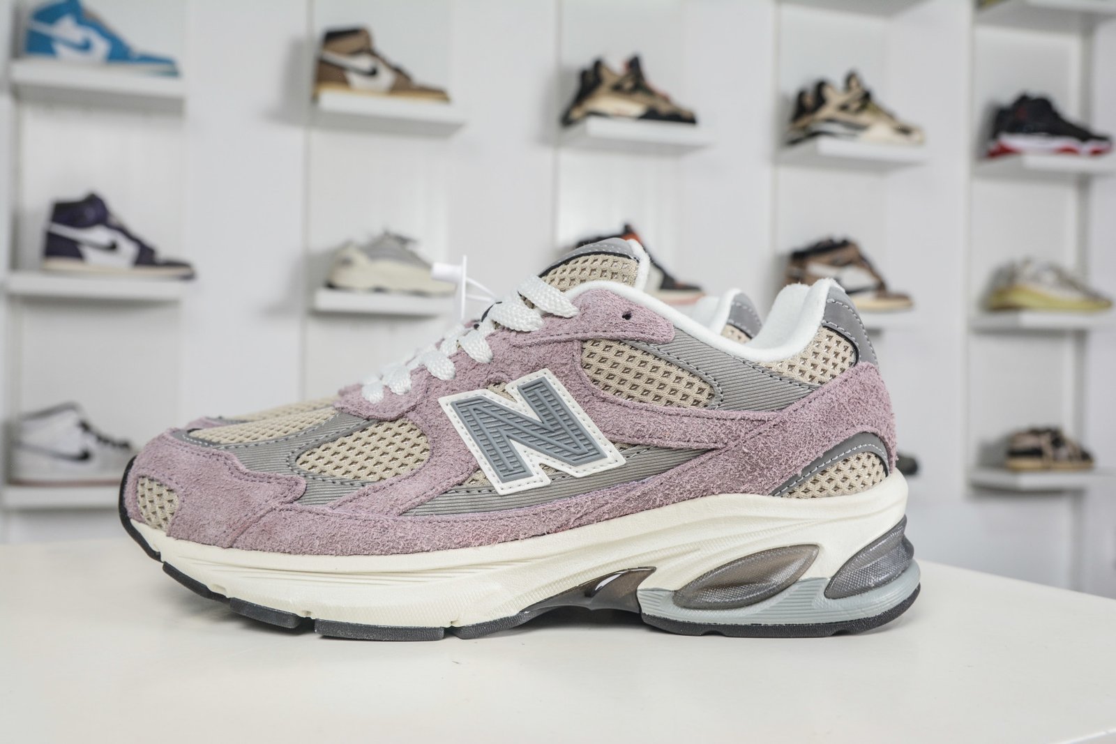 New Balance M2010 Series Retro Dad Style Mesh Running Sneakers - U2010REF