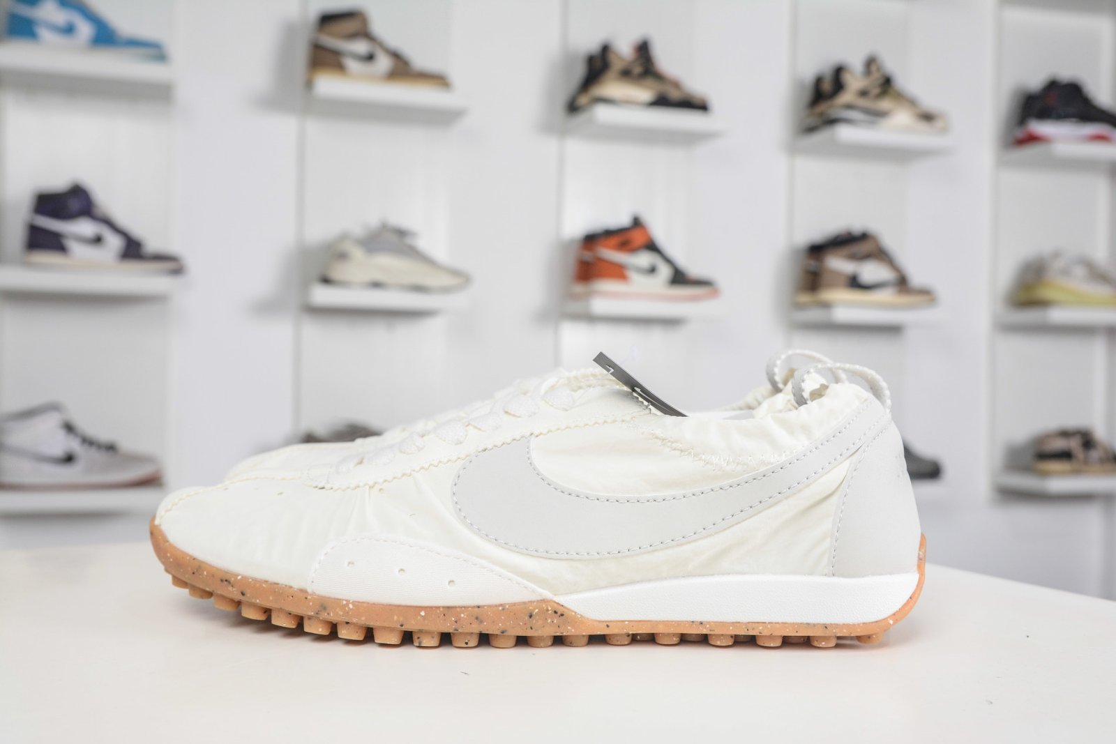 Nike x Jacquemus Jacumoon Low-Top Casual Board Shoes - HV8547-002