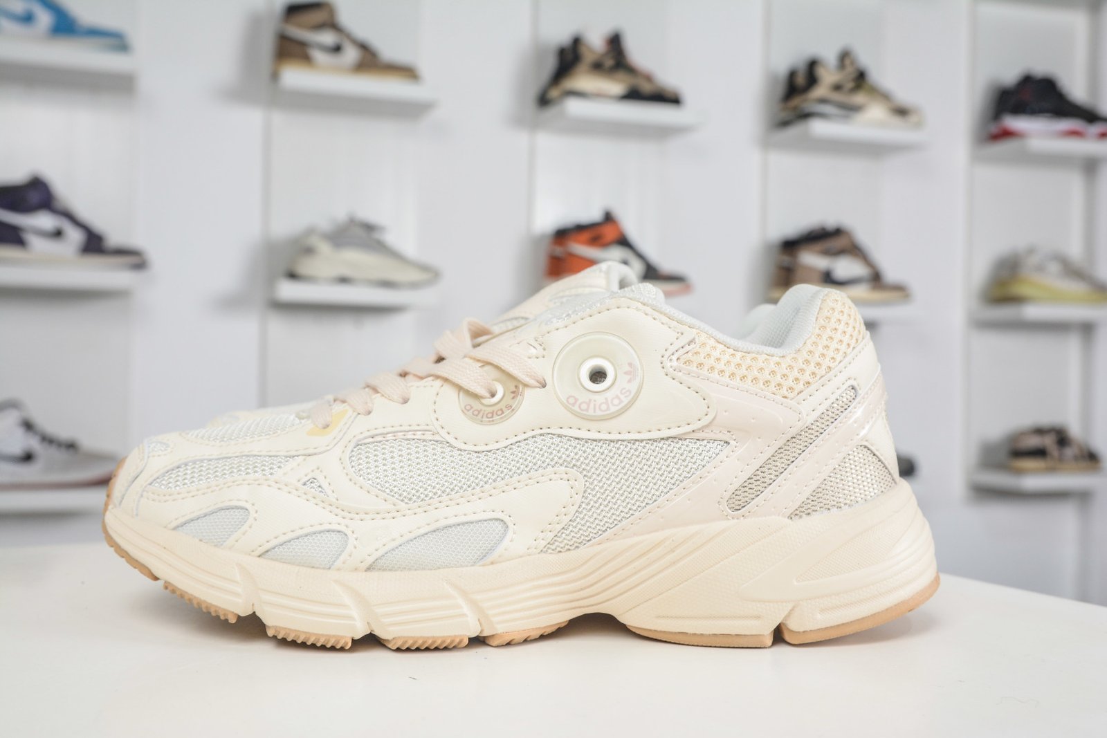 Adidas Originals Astir W Chunky Retro Running Shoes GV9200 Metallic Mesh