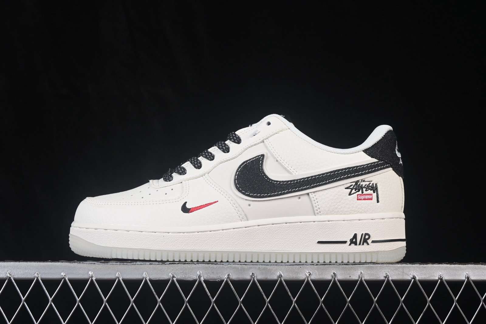 Nike Air Force 1 '07 Low Collaboration Sneakers - DN9688-105
