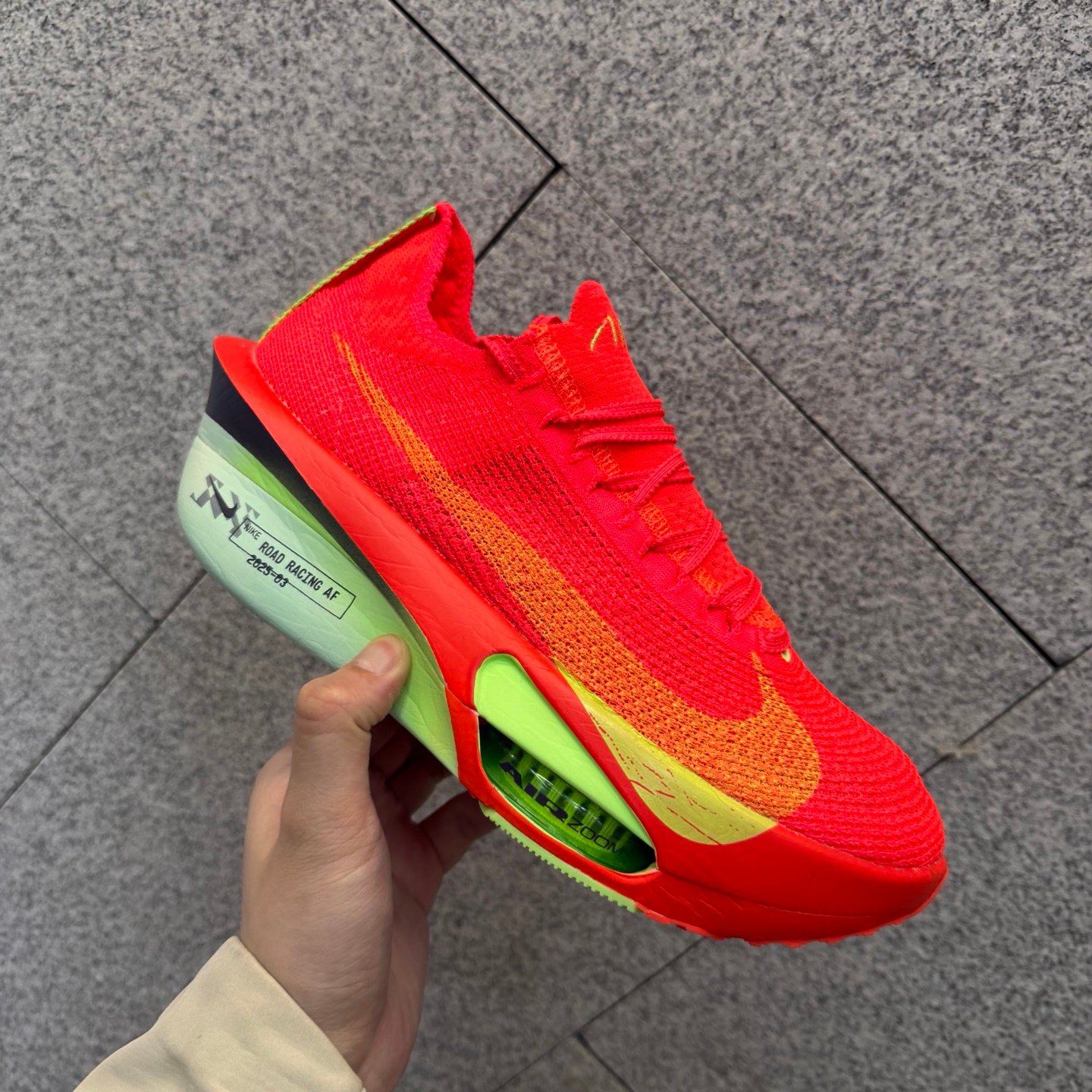 Nike Air Zoom Alphafly Next% 3 Electric Red Carbon Fiber Plate Running Shoes FD8311-600