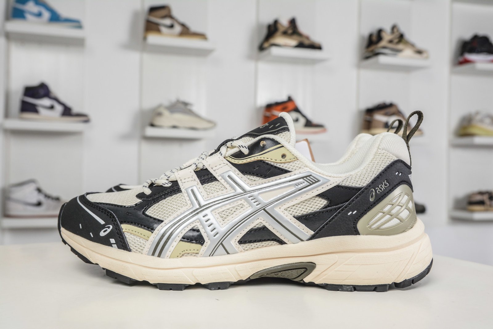 Asics Gel-Nunobiki "White Sapphire" Retro Lightweight Breathable Running Shoes 1203A536-102