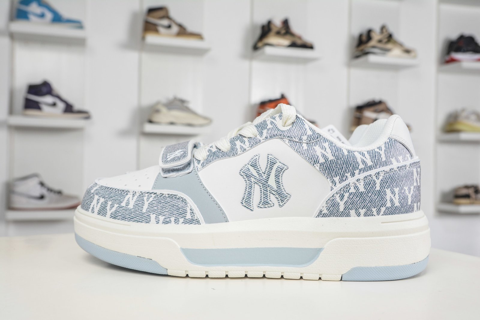 MLB Chunky Liner Denim Monogram BL New York Yankees Retro Platform Sneakers - 3ASXM026N 50BLS