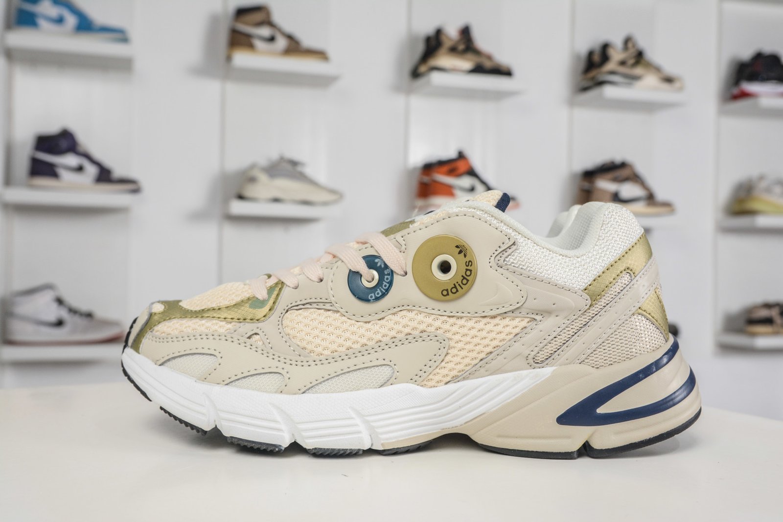 Adidas Originals Astir Women's Retro Running Shoes Metallic Silver GZ3571