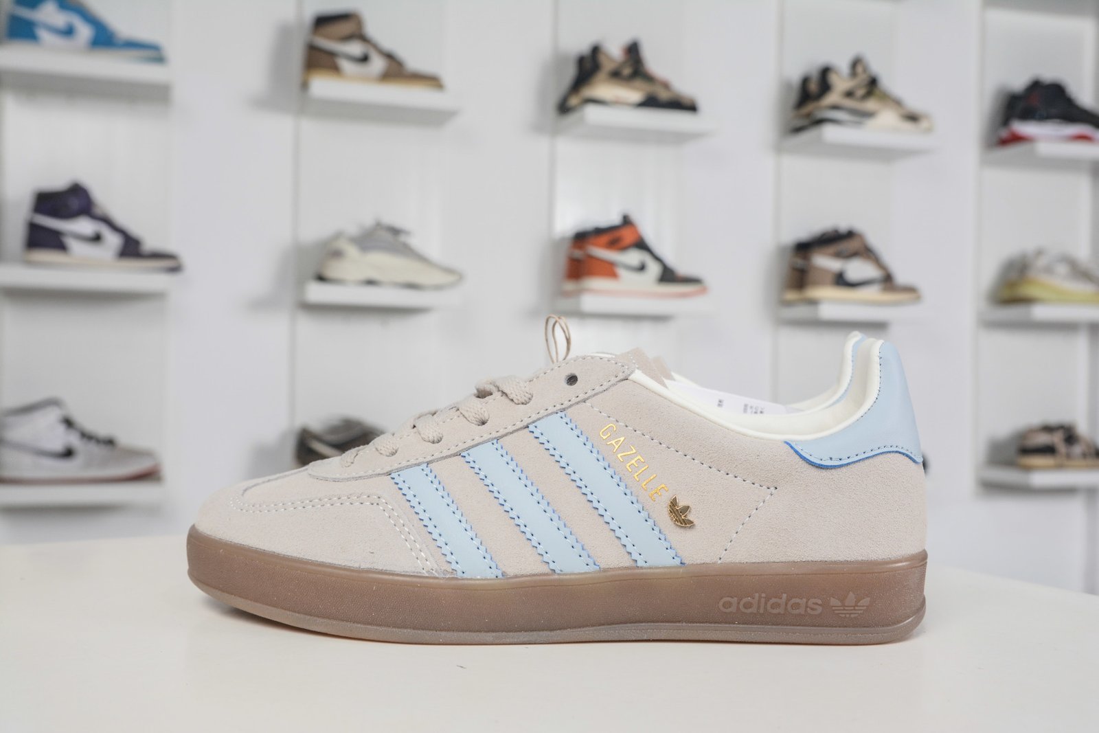 Adidas Originals Gazelle Indoor Retro Low-Top Terrace Sneakers - JR2432