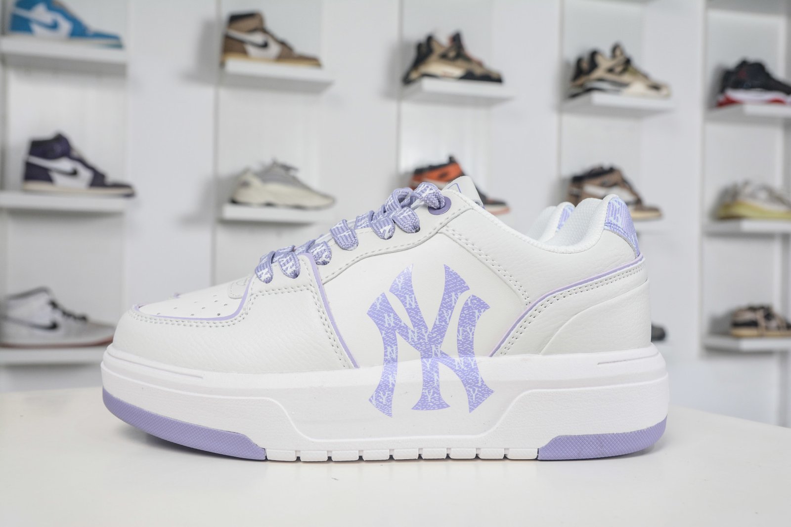 MLB Chunky Liner Low-Top Platform Sneakers Preppy Style Casual Sports Shoes 3ASXM046N 50LDS