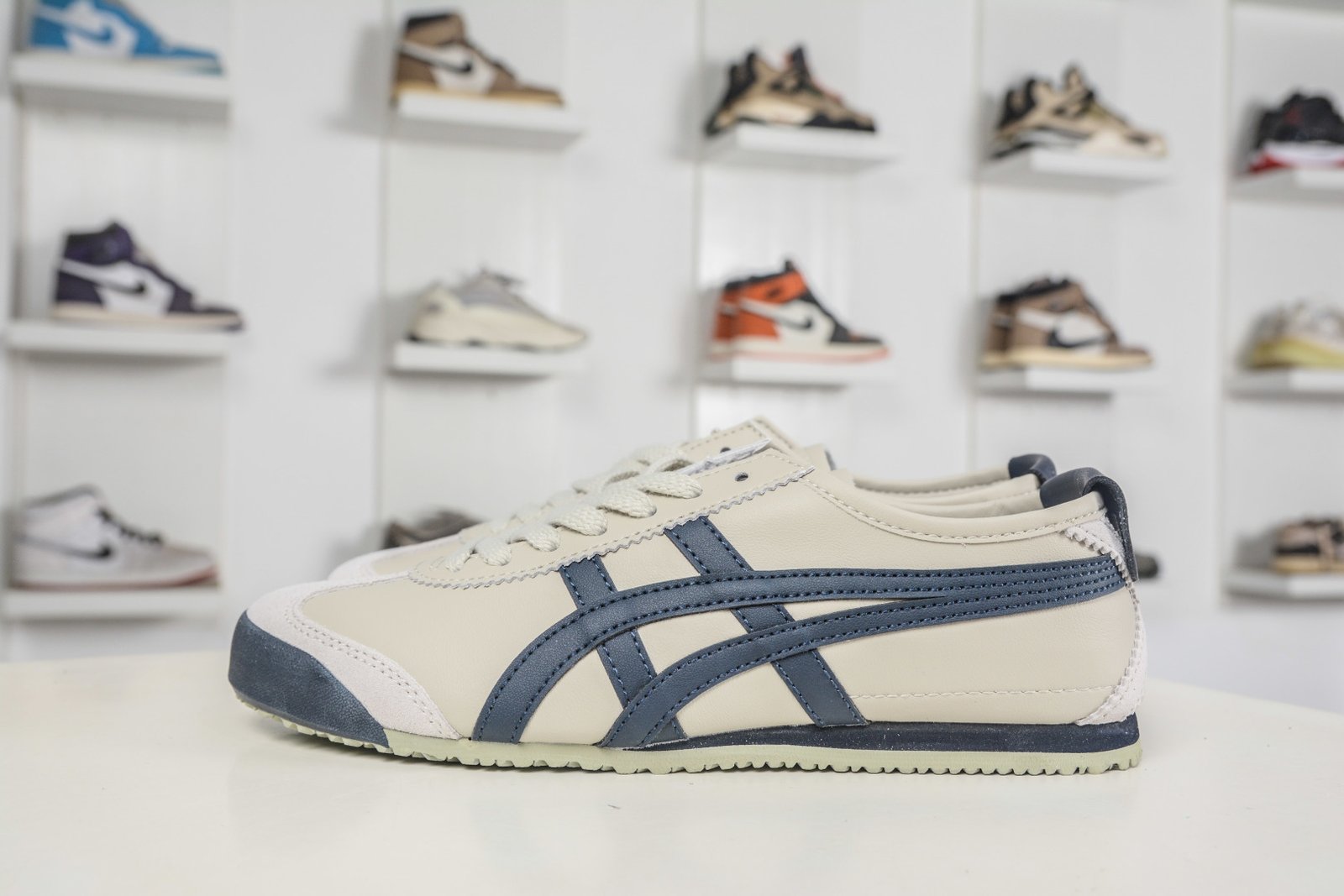 Onitsuka Tiger Mexico 66 Paraty Classic Slip-On Sneakers - DL408 1659