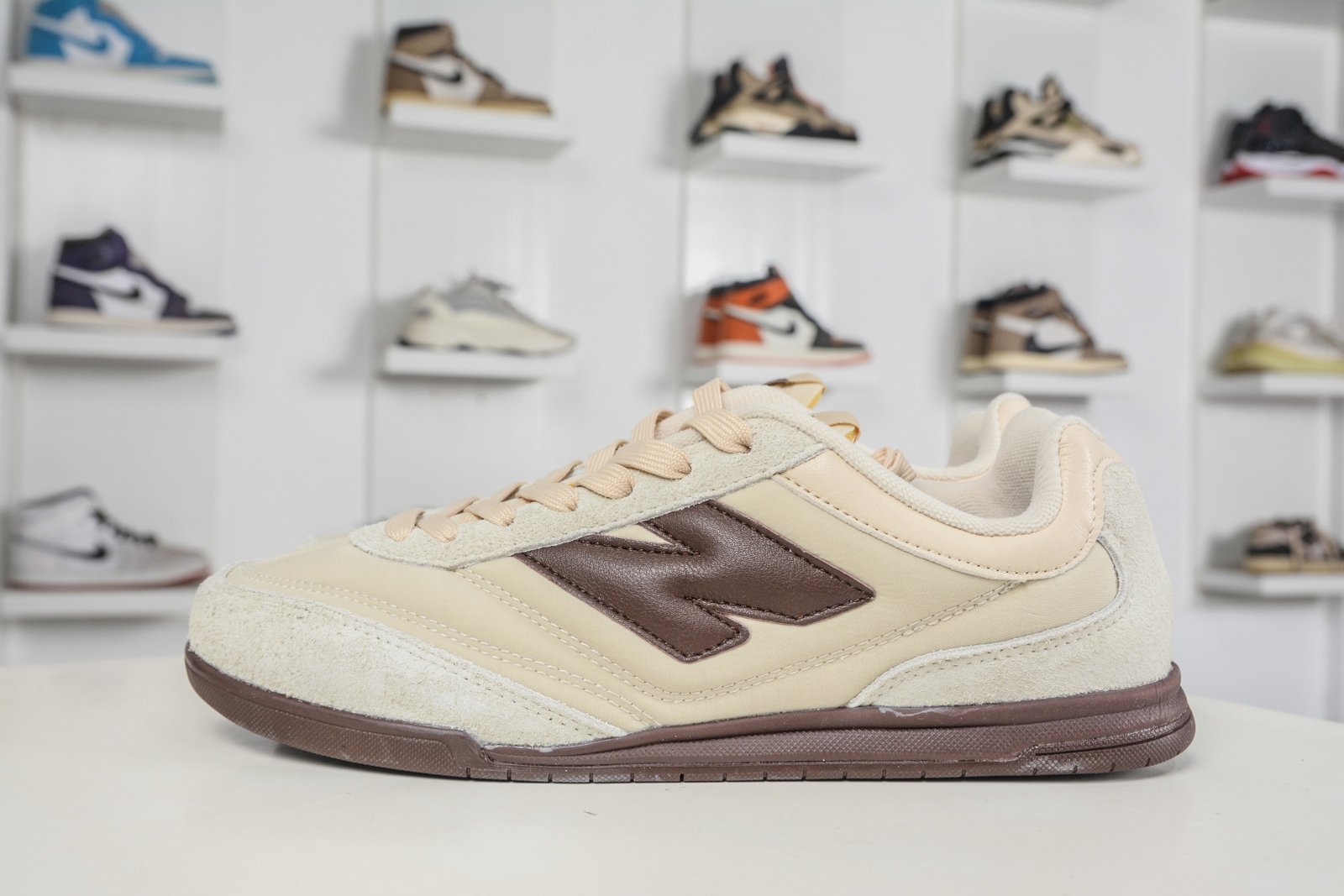 New Balance URC42 Vintage Suede Patchwork Retro Running Shoes - URC426K0