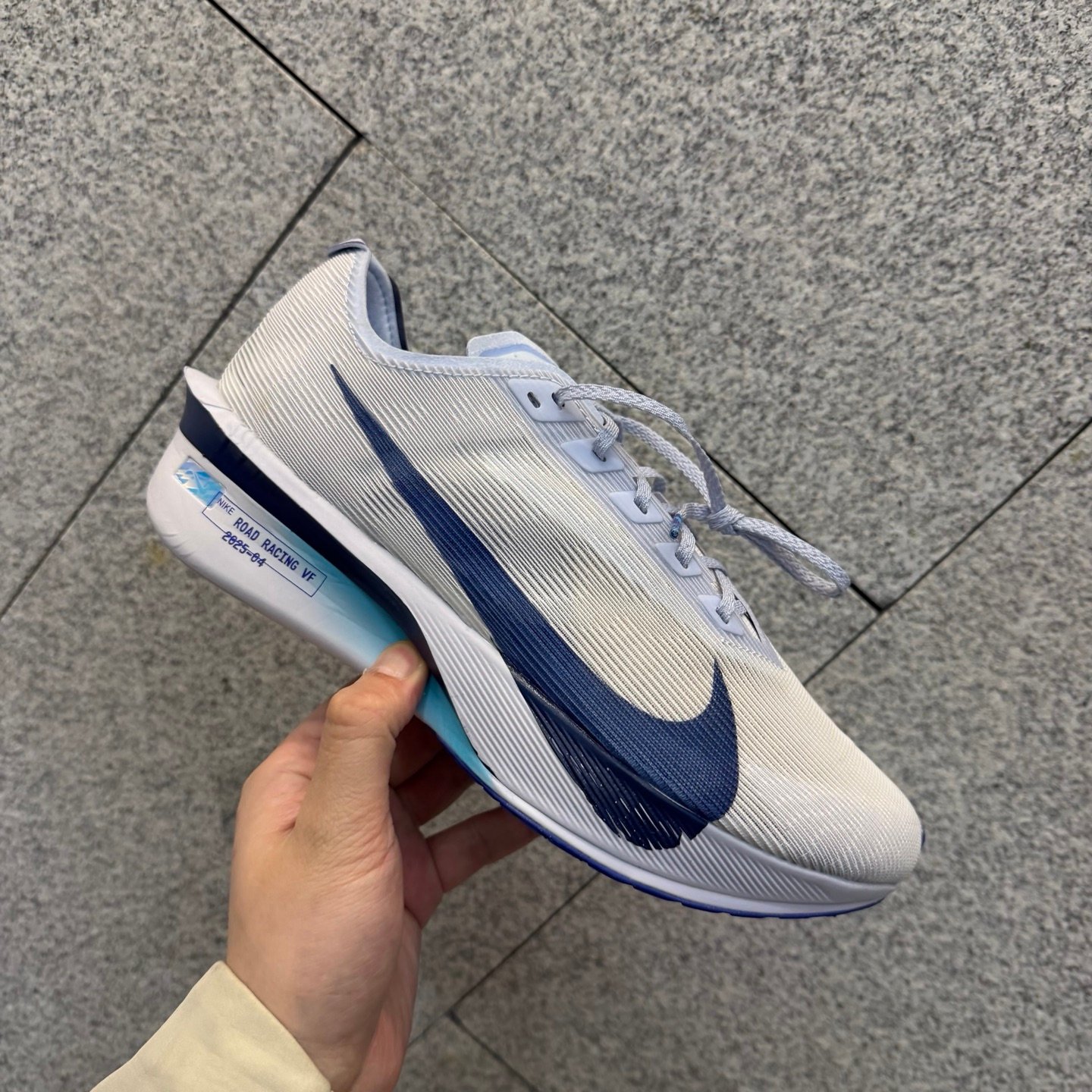 Nike Vaporfly 4 ZoomX Carbon Plate Low-Top Running Shoes - Grey Blue - HF6414-001