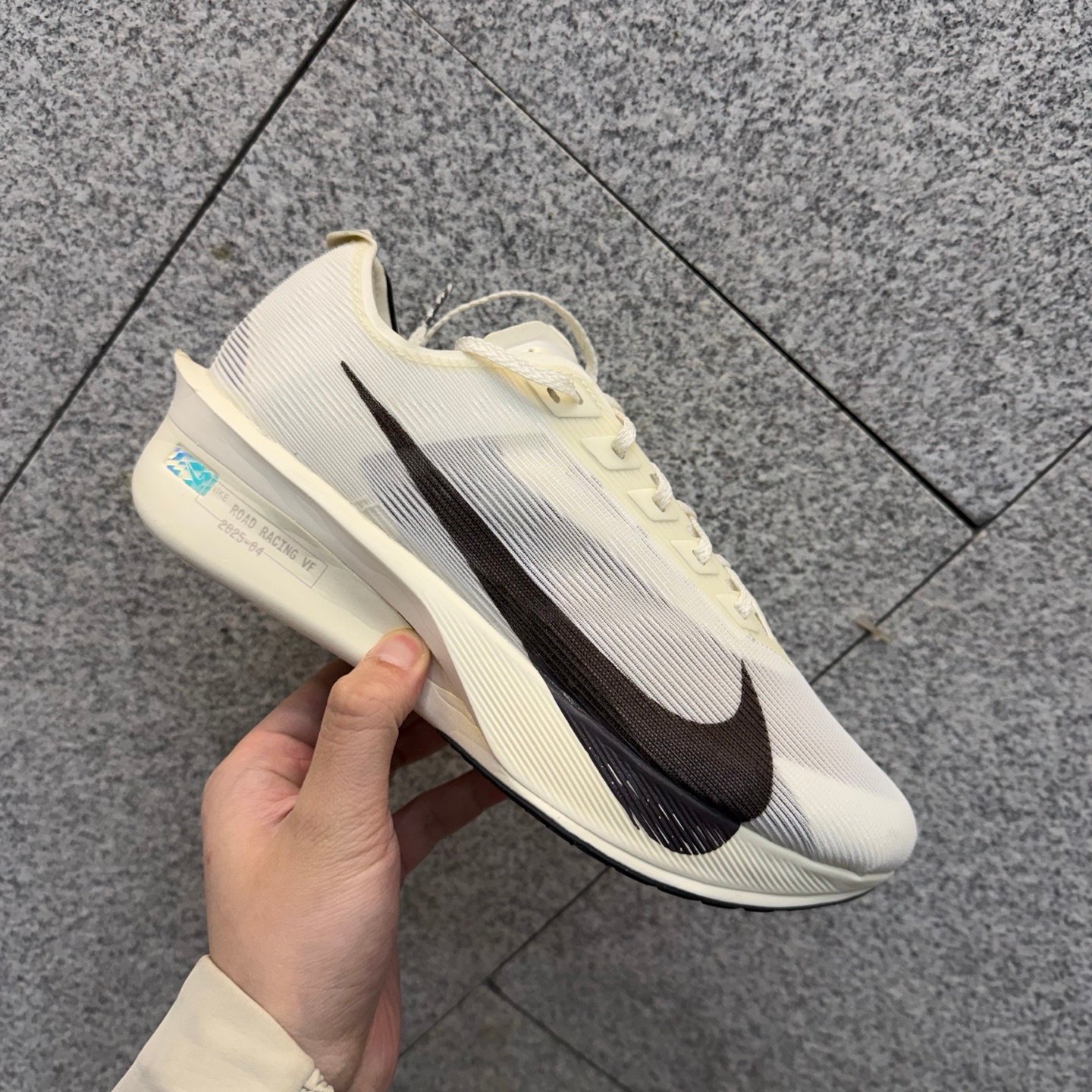 Nike Vaporfly 4 ZoomX Carbon Plate Running Shoes HF6107-100 White