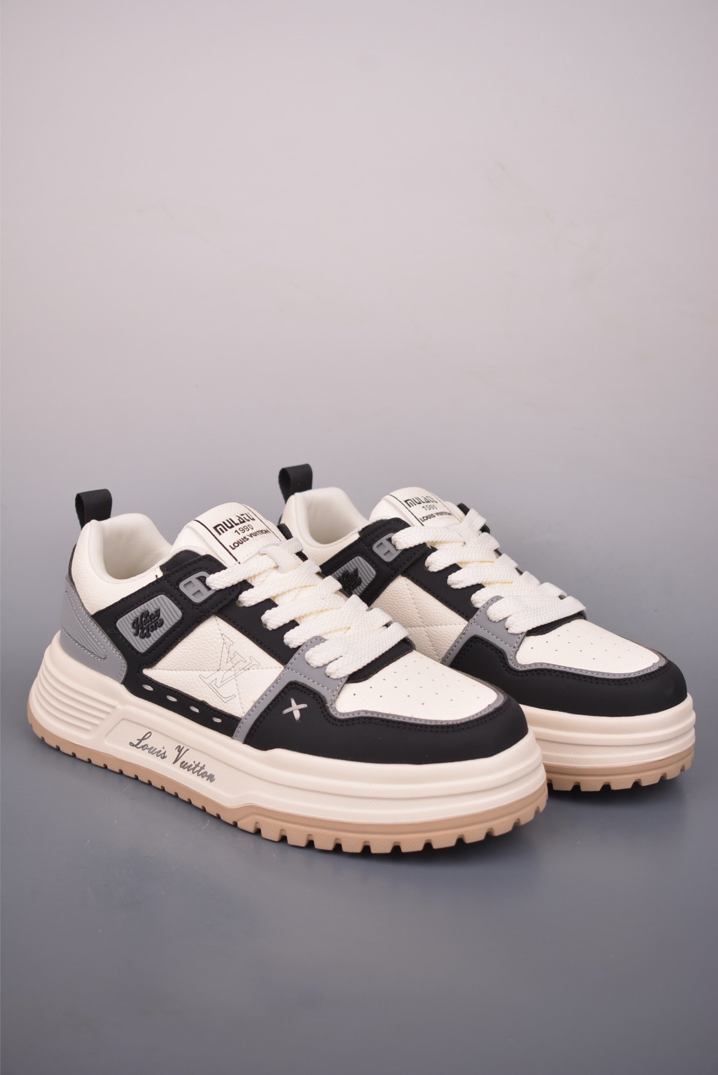 Louis Vuitton LV Trainer Sneaker Low Classic Calfskin White Fashion Casual Shoes