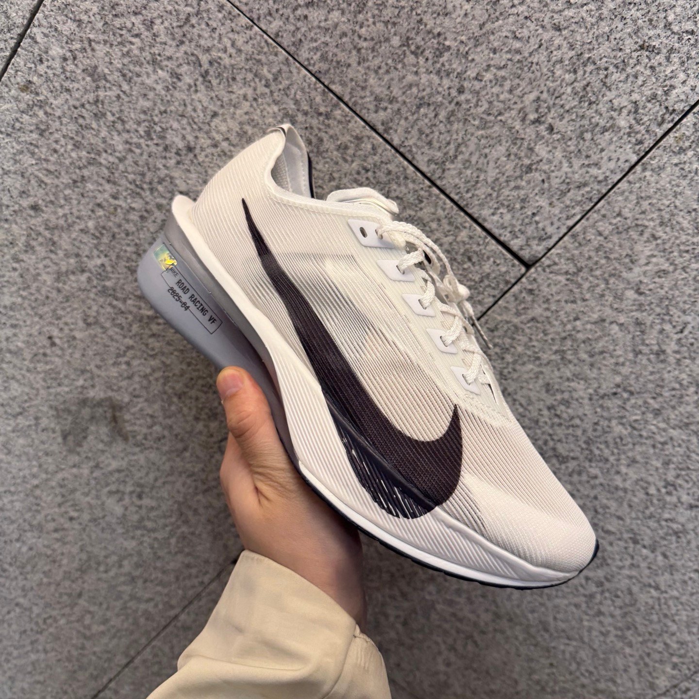 Nike Vaporfly 4 Low ZoomX Carbon Plate Running Shoes - White/Black/Grey HF6414-100