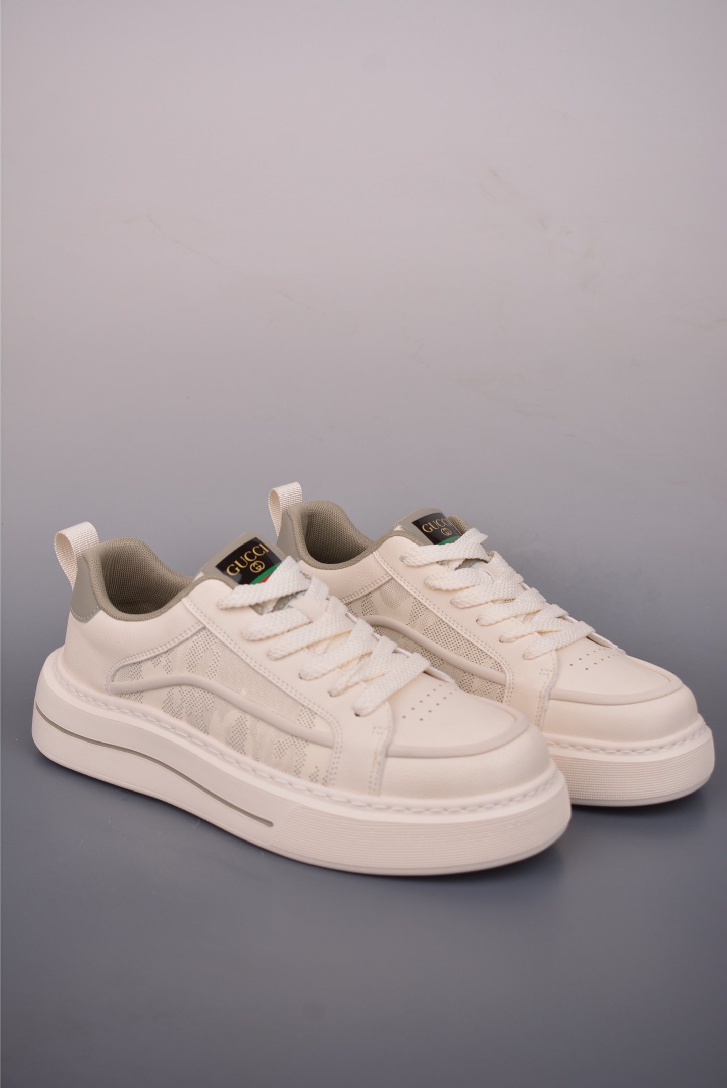 Gucci Men's Luxury Leather Sneakers with Geometric Pattern Casual Shoes - 8899882731