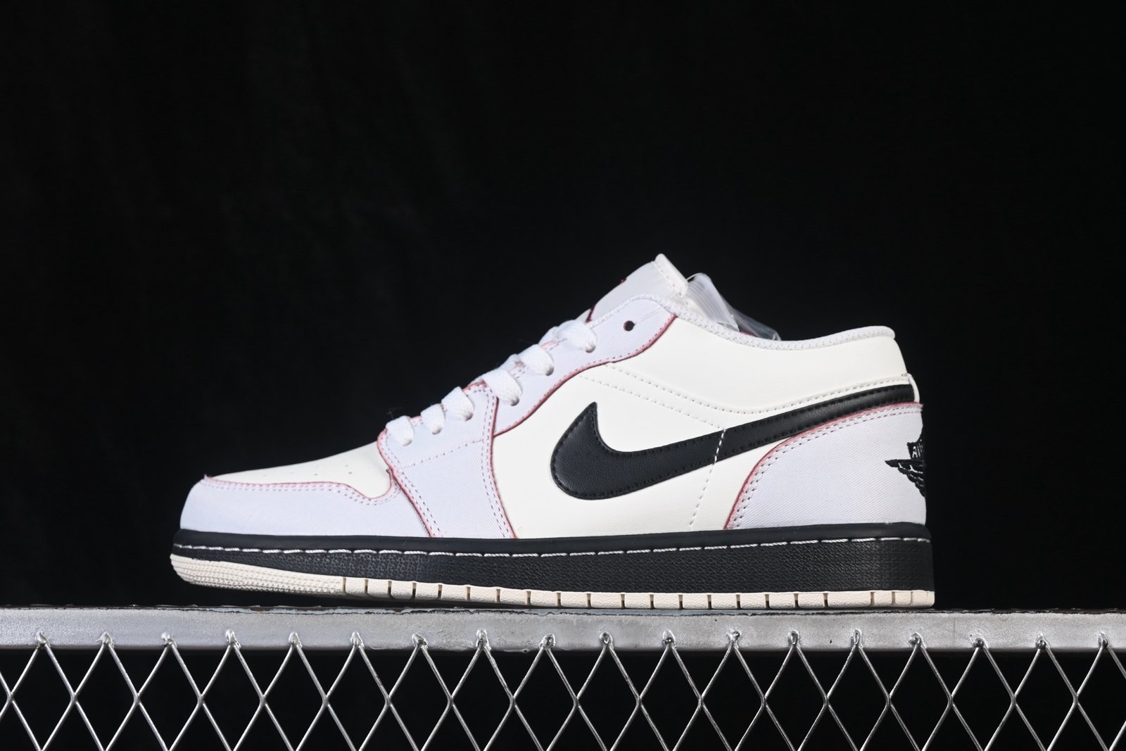 Air Jordan 1 Low Retro Lifestyle Basketball Shoes IV5325-133