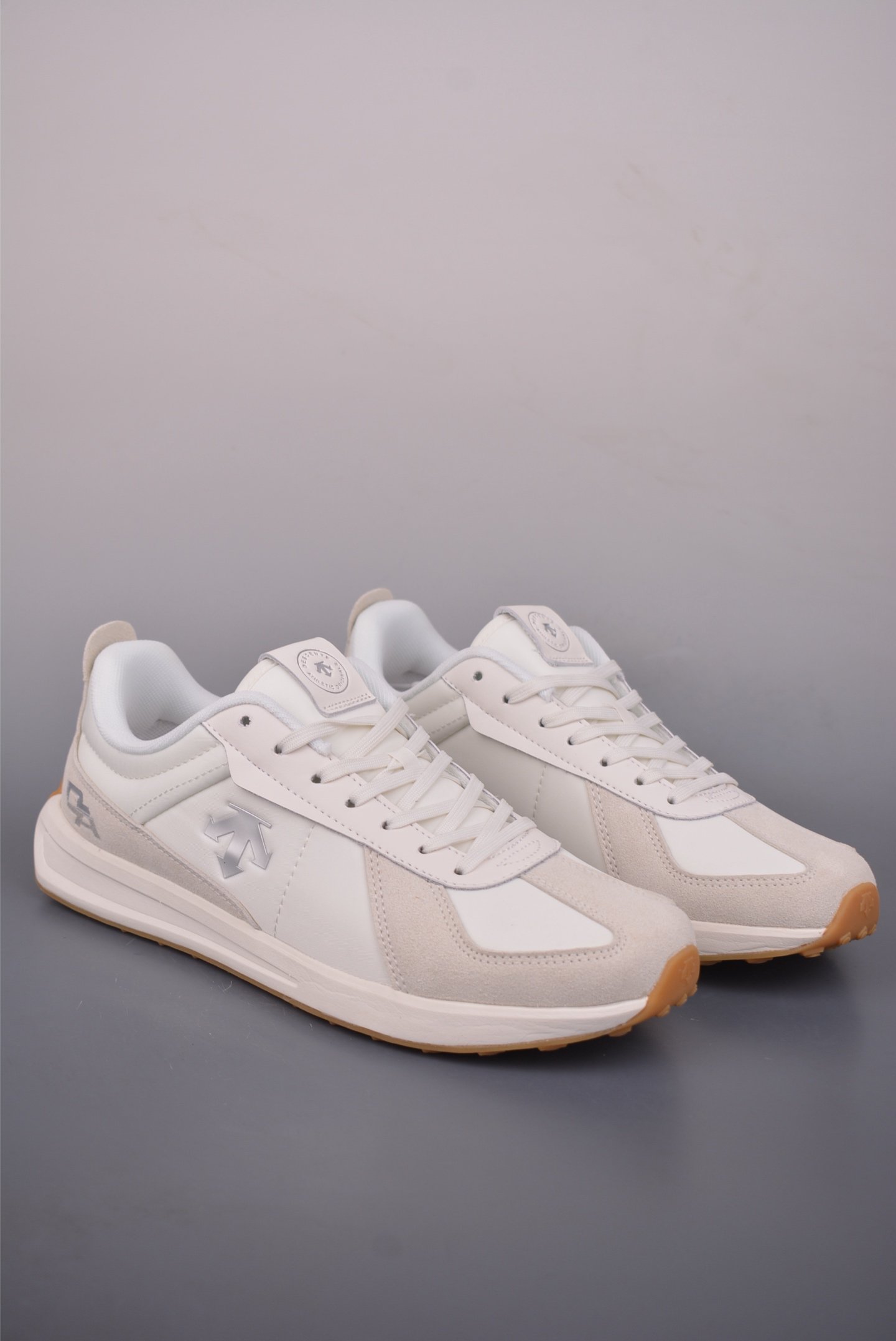 Descente CHRON TRAINER Retro Patchwork Casual Lifestyle Skate Shoes - D5231LSN153633