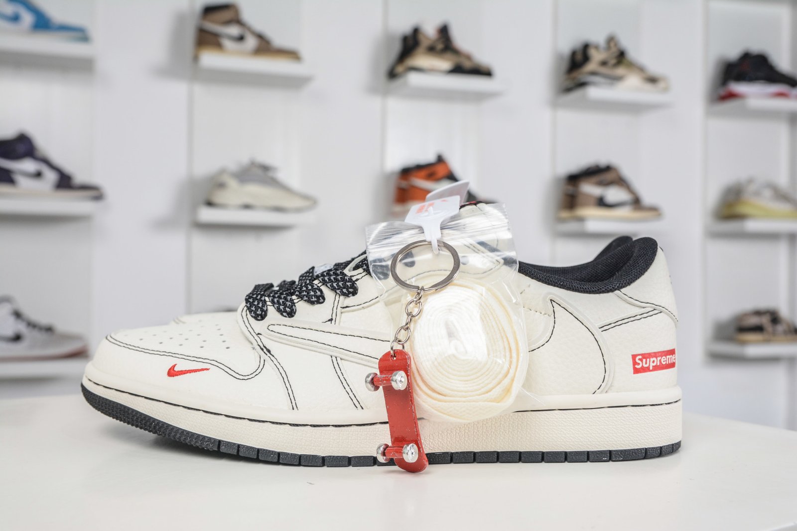 Supreme x Travis Scott x Air Jordan 1 Low Custom Black White Stitching HH7518 089