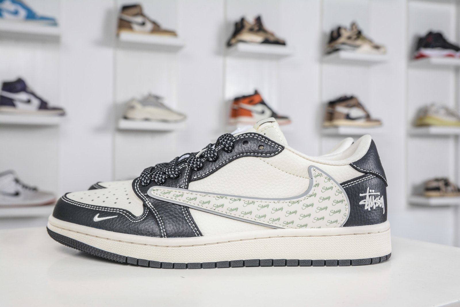 Travis Scott x Stussy x Air Jordan 1 Low OG Custom Black White - HH7518 087
