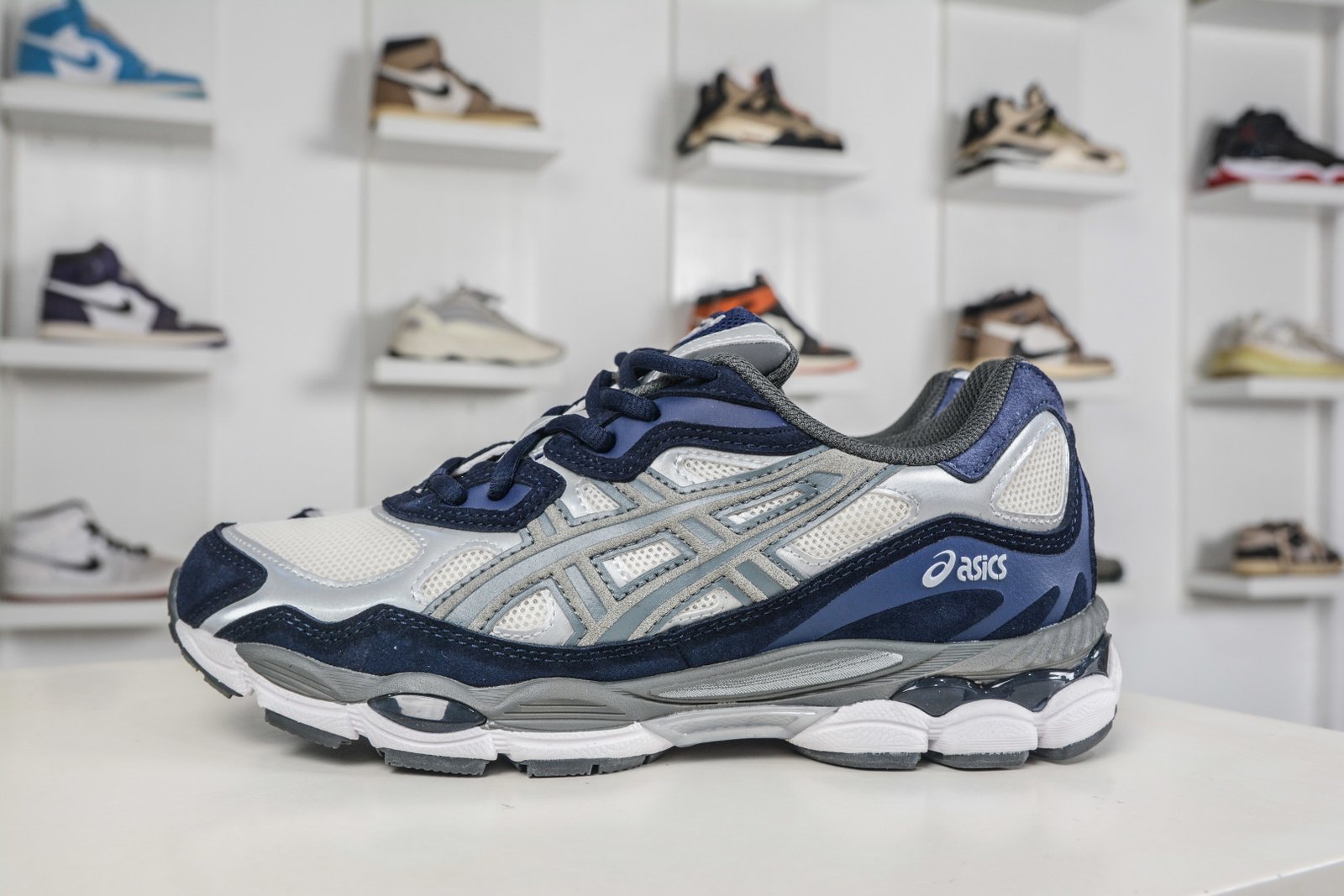 Asics Gel-NYC Cream White Retro Lifestyle Running Shoes 1201A789-100