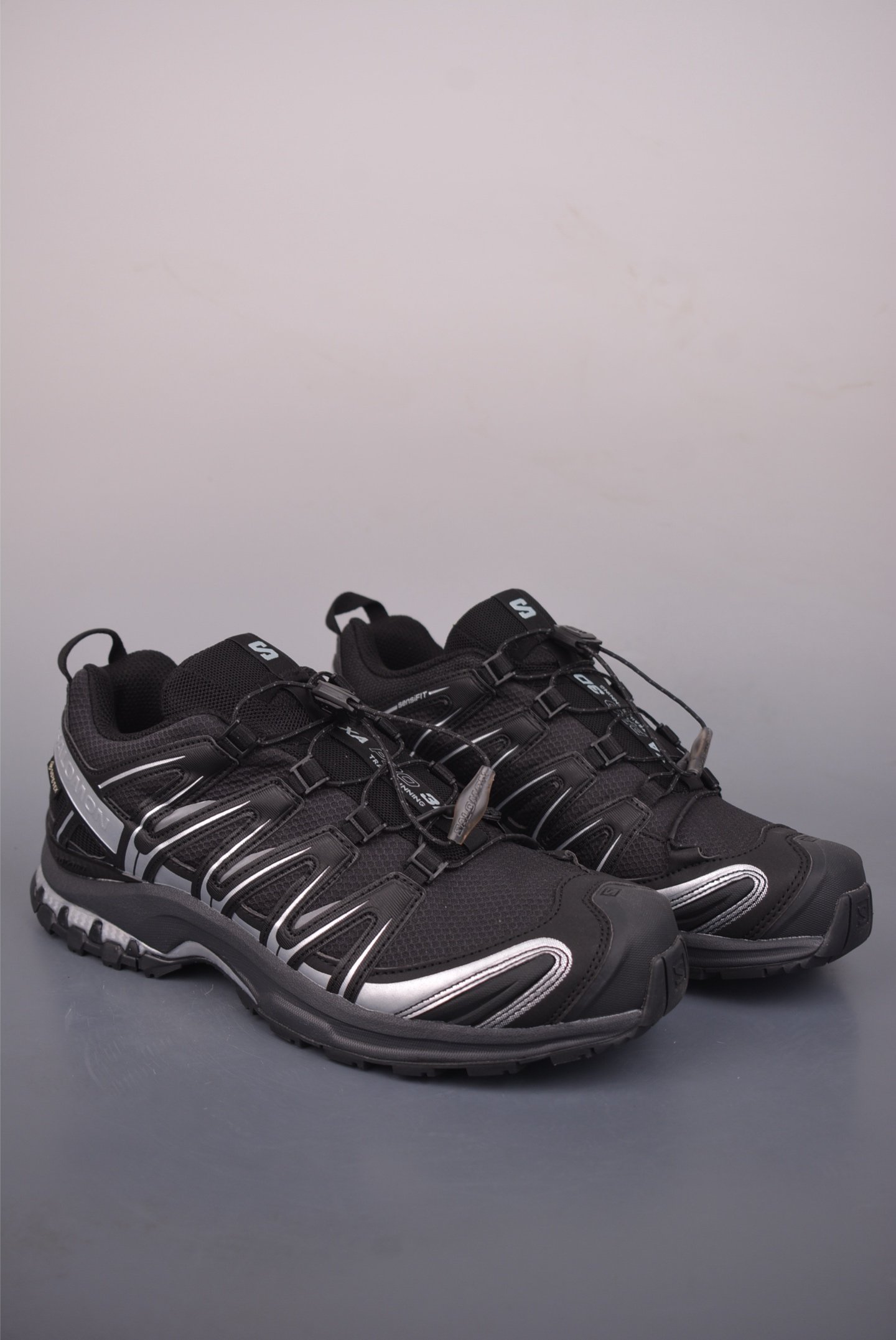 Salomon XT 3D GTX Explorer Series Outdoor Trail Running Shoes - Waterproof Hiking Sneakers 492143 343633