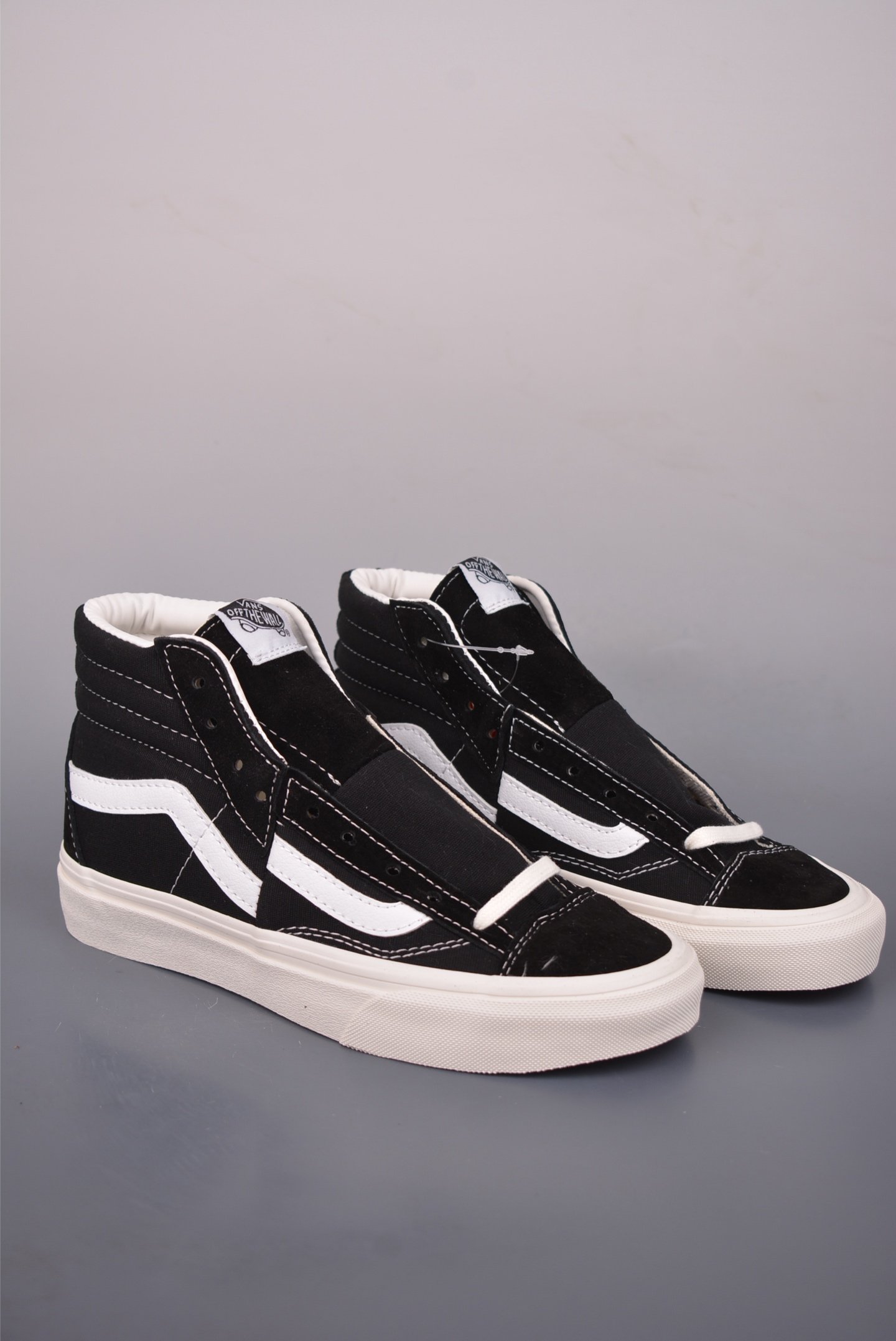 Vans Clash The Wall Deconstructed High Top Sneakers - Hybrid Authentic Old Skool Sk8-Hi Style - VN000CNKSN0 VN000CNKBA2