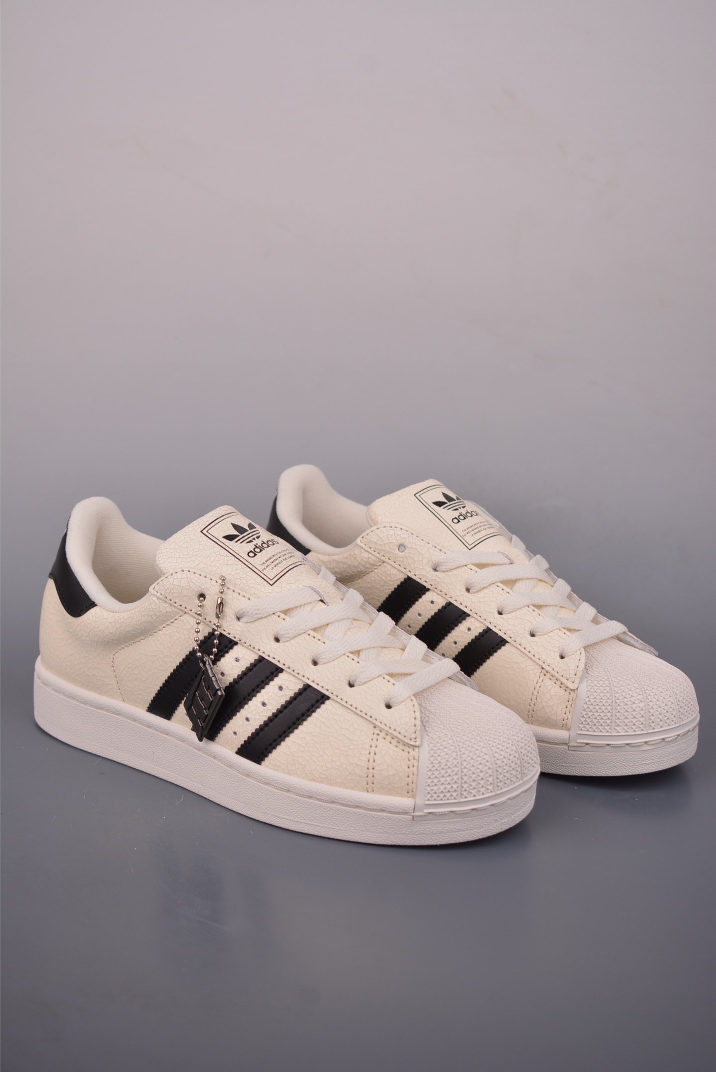 Adidas Originals Superstar Crackle Shell Toe Sneakers White JS40133731