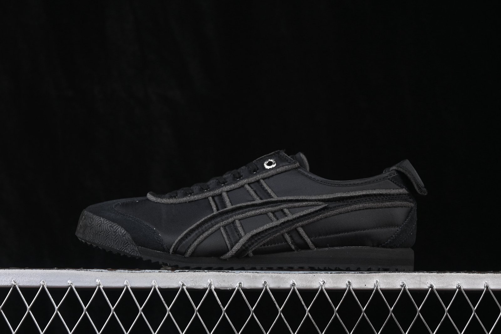 Onitsuka Tiger Mexico 66 SD Low-Top Casual Running Shoes 1183C115-001