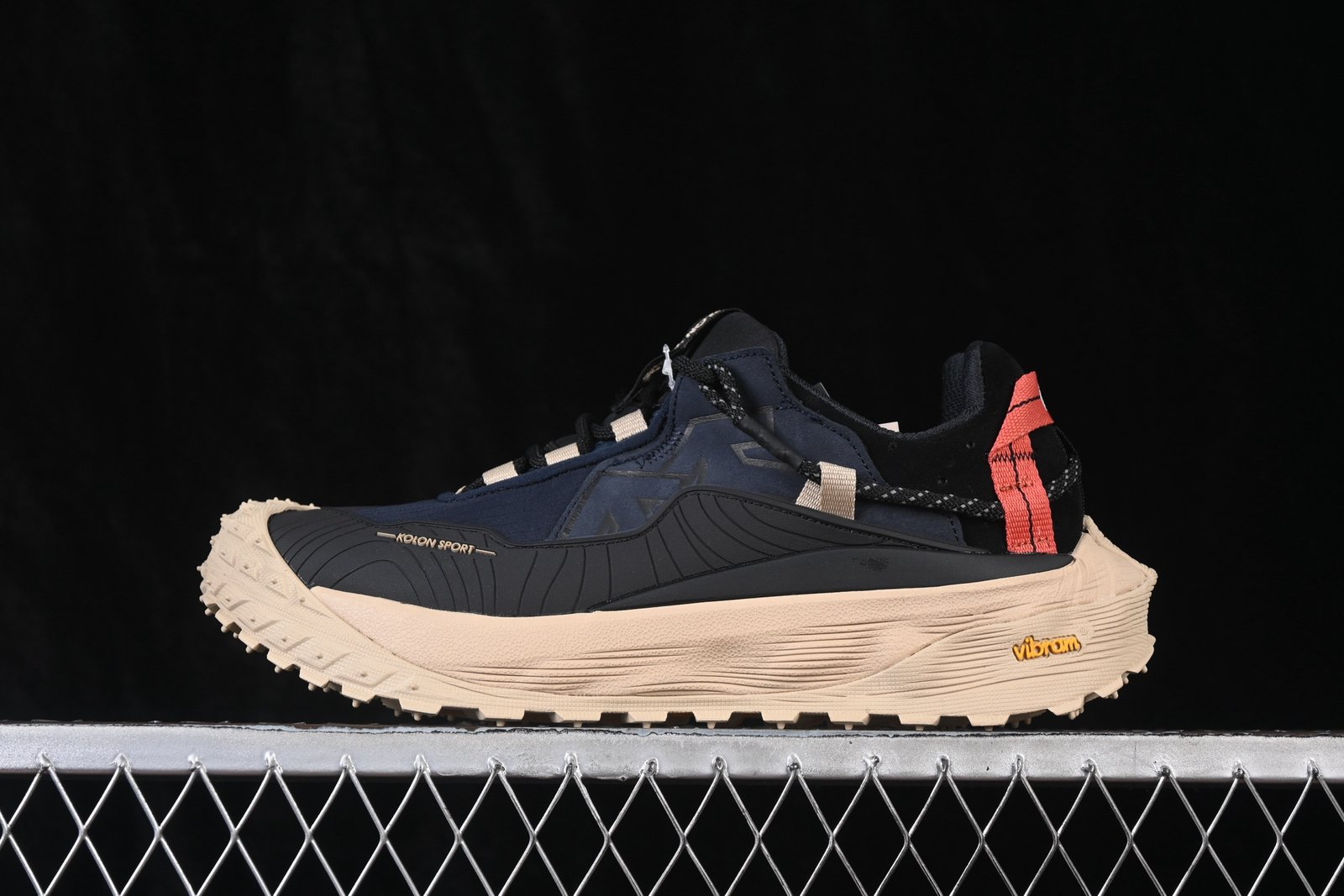 Kolon Sport Litcamp Mega Waterproof Low-Cut Outdoor Functional Shoes LUFG5AT278-NV