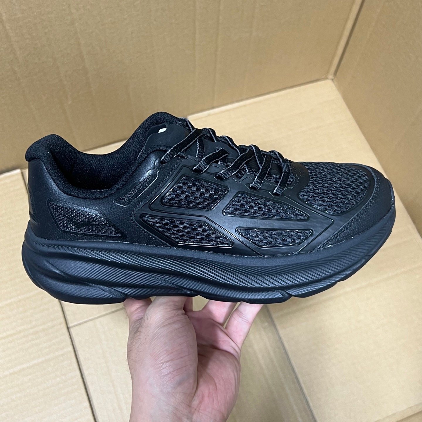 HOKA Premium Export Edition Performance Running Shoes - Style Code AB506839