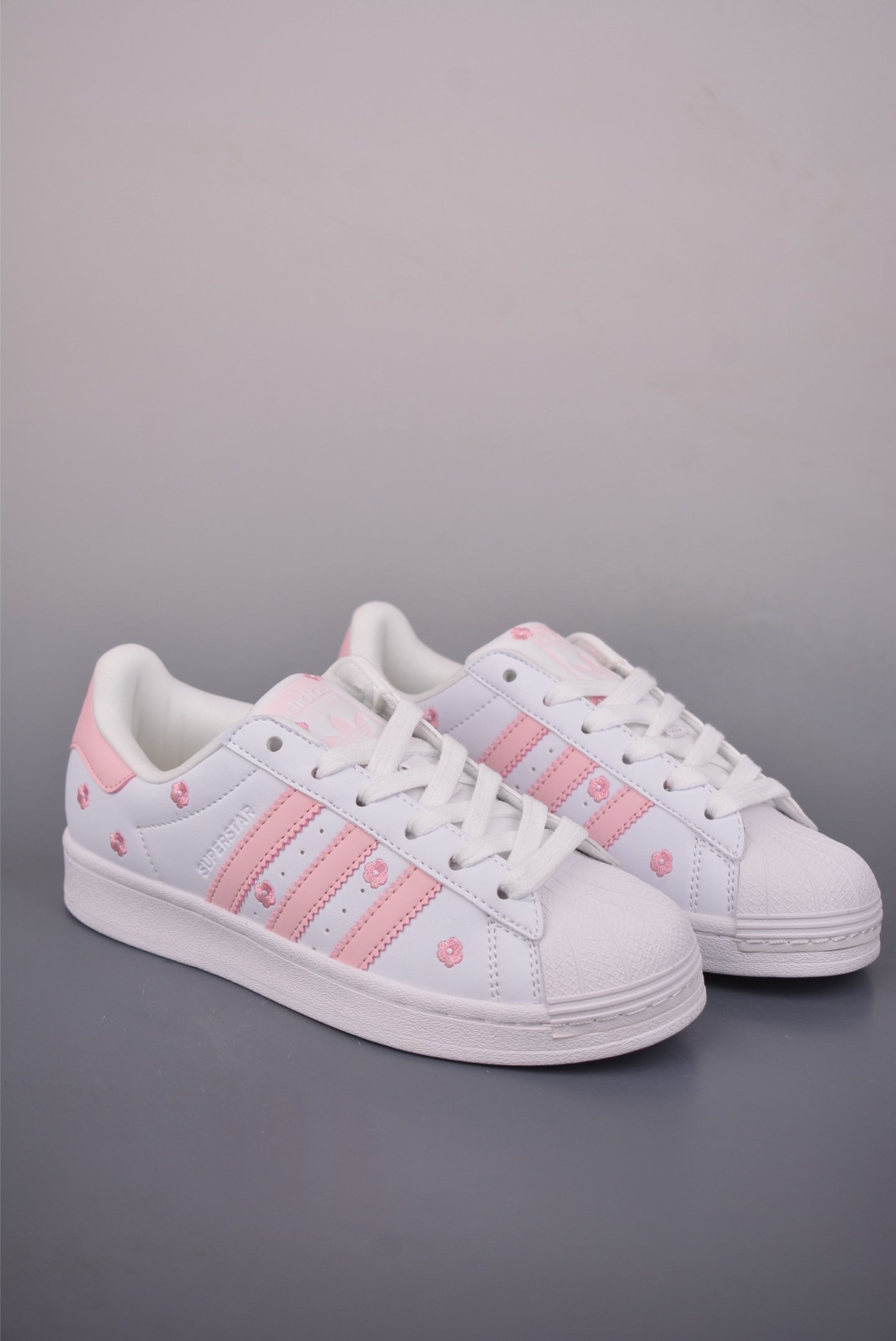 Adidas Originals Superstar Shell Toe Classic White Leather Sneakers IG70152332