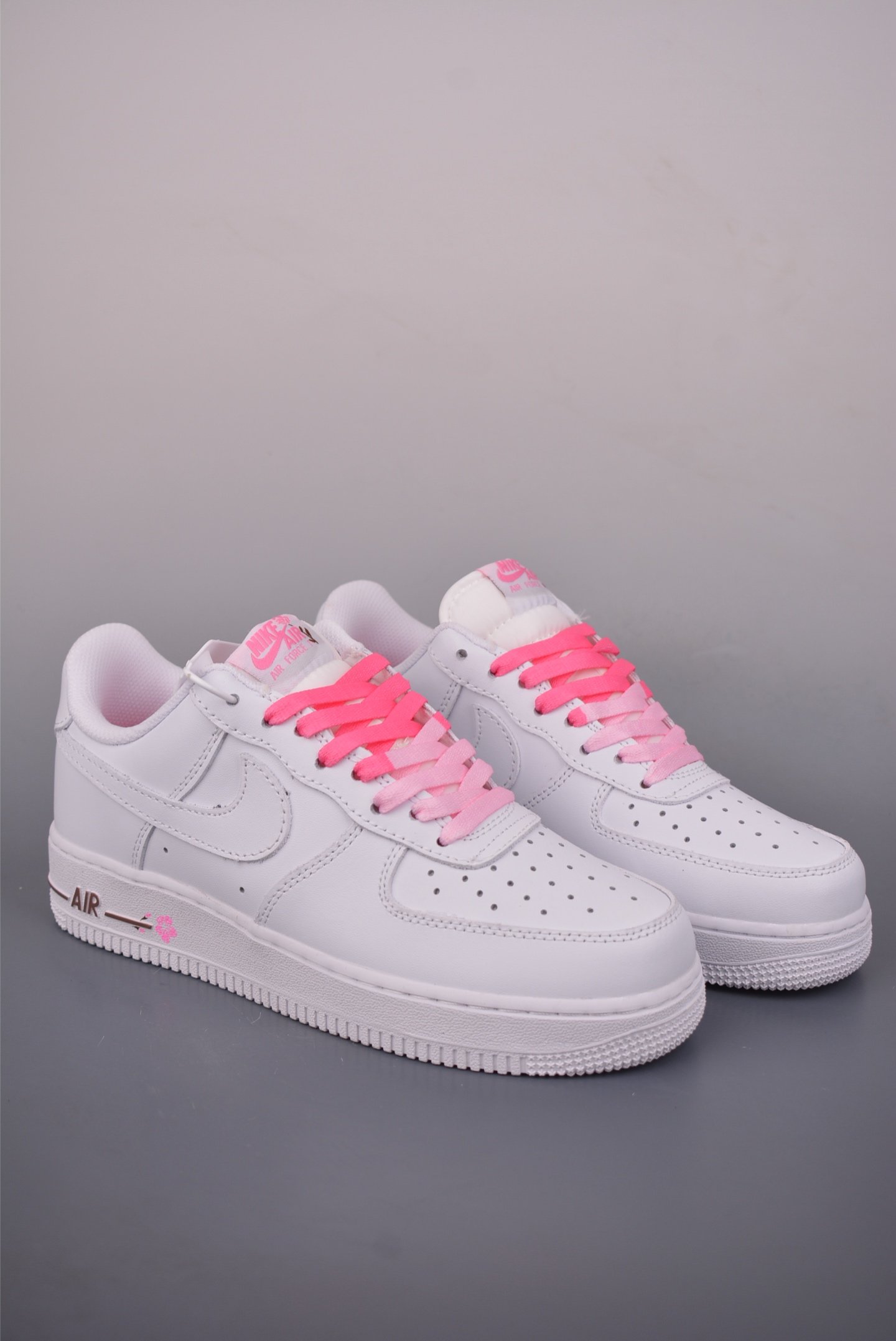 Nike Air Force 1 Low Classic Basketball Shoes - White - IF0498